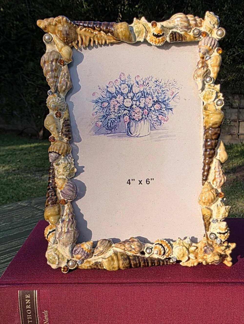 Two's Company Shell-Embellished Picture Frame in Brown and Cream